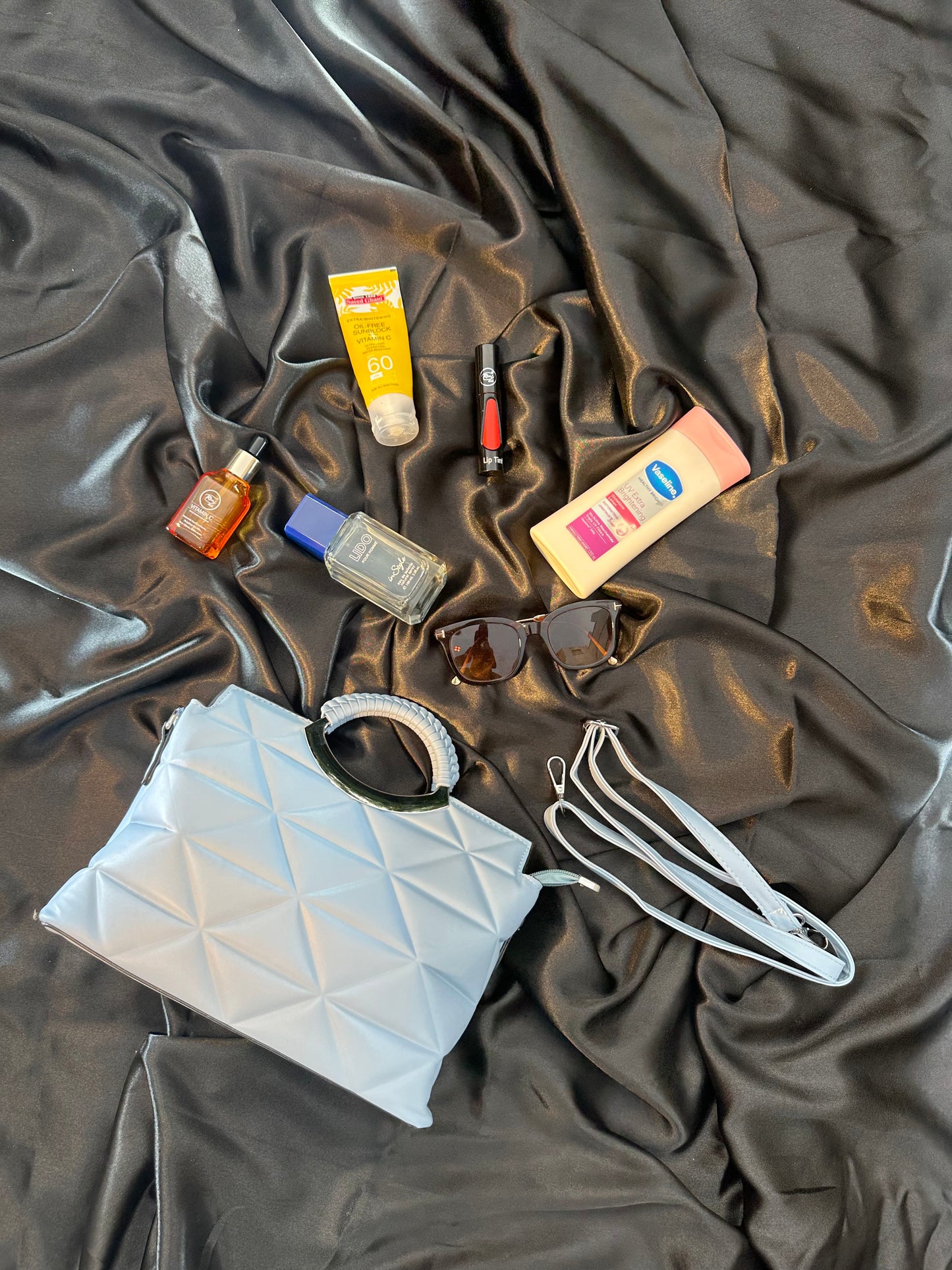 Sky Blue Quilted Handbag – Fresh, Chic & Effortlessly Stylish