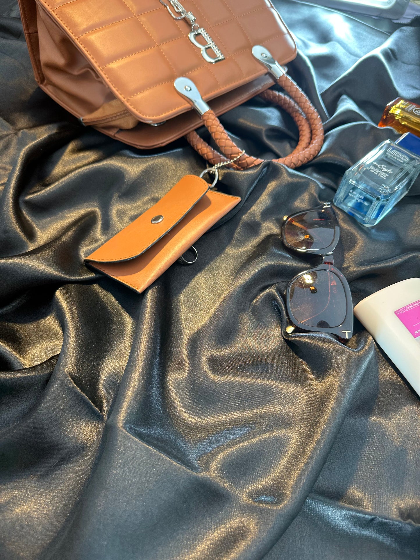 Classic Brown Tote with Detachable Mini Pouch
