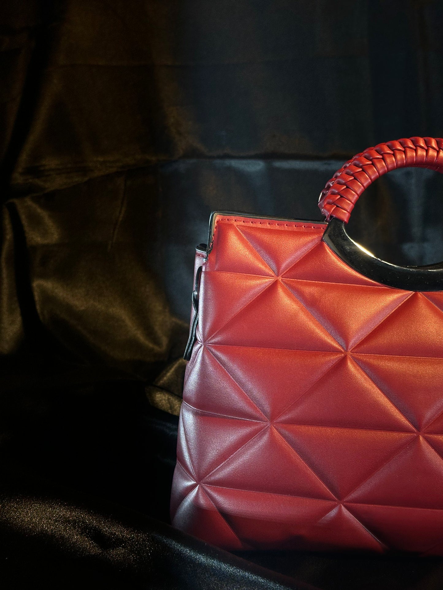 Red Quilted Handbag – Bold & Confident Carry