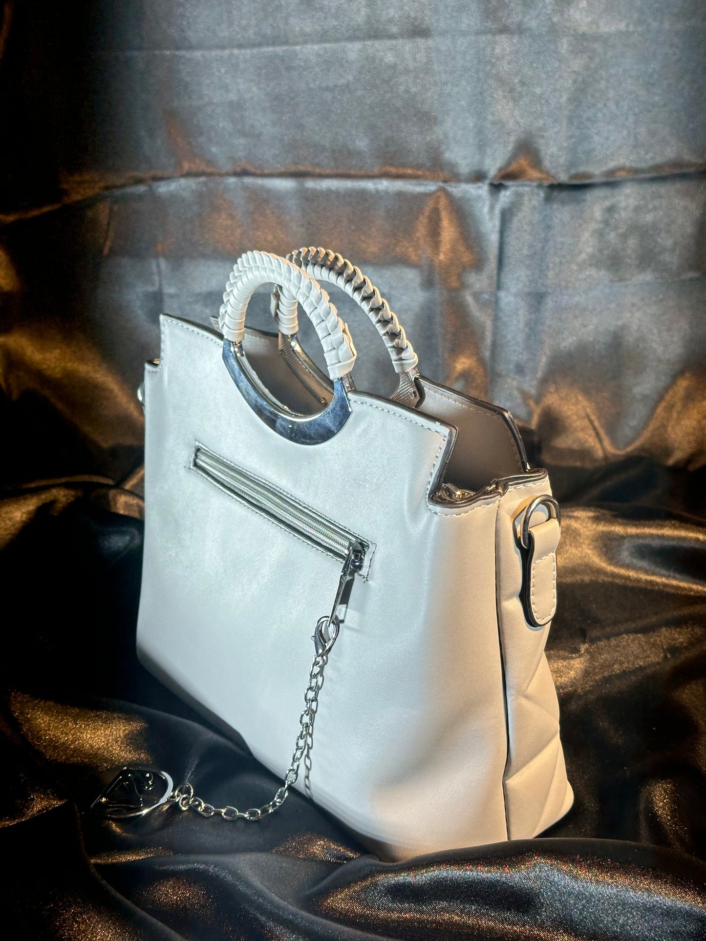 Silver Quilted Handbag – Shine for Every Occasion