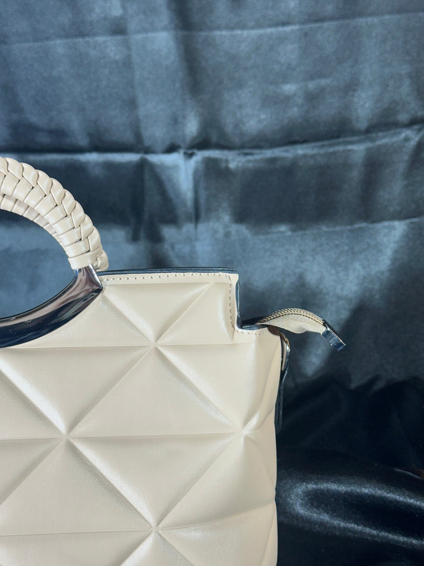 Ivory Quilted Handbag / Elegant Carry