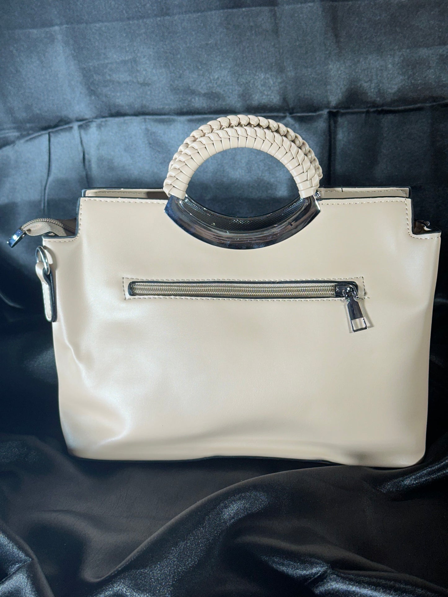 Ivory Quilted Handbag / Elegant Carry