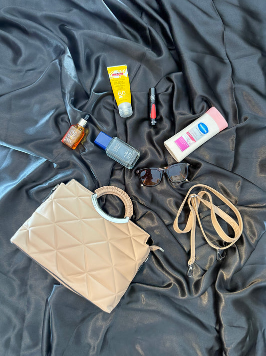 Ivory Quilted Handbag / Elegant Carry