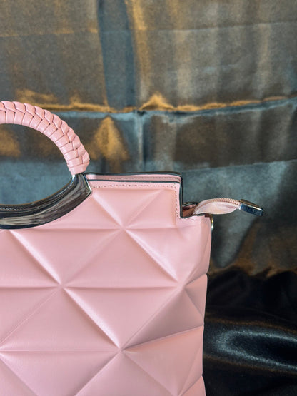Pink Quilted Handbag / Girlish Look