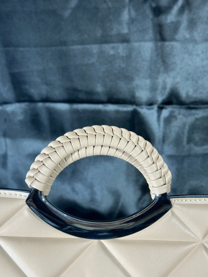 Ivory Quilted Handbag / Elegant Carry