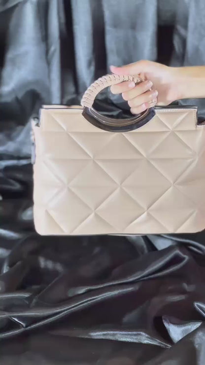 Ivory Quilted Handbag / Elegant Carry